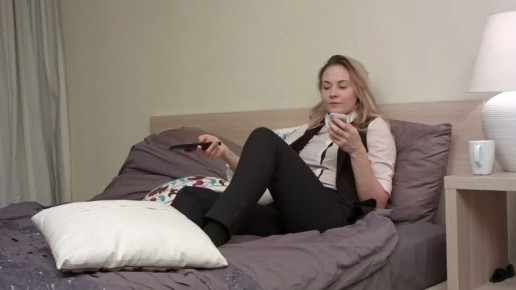 Почему женщины выбирают сериалы вместо интимной близости