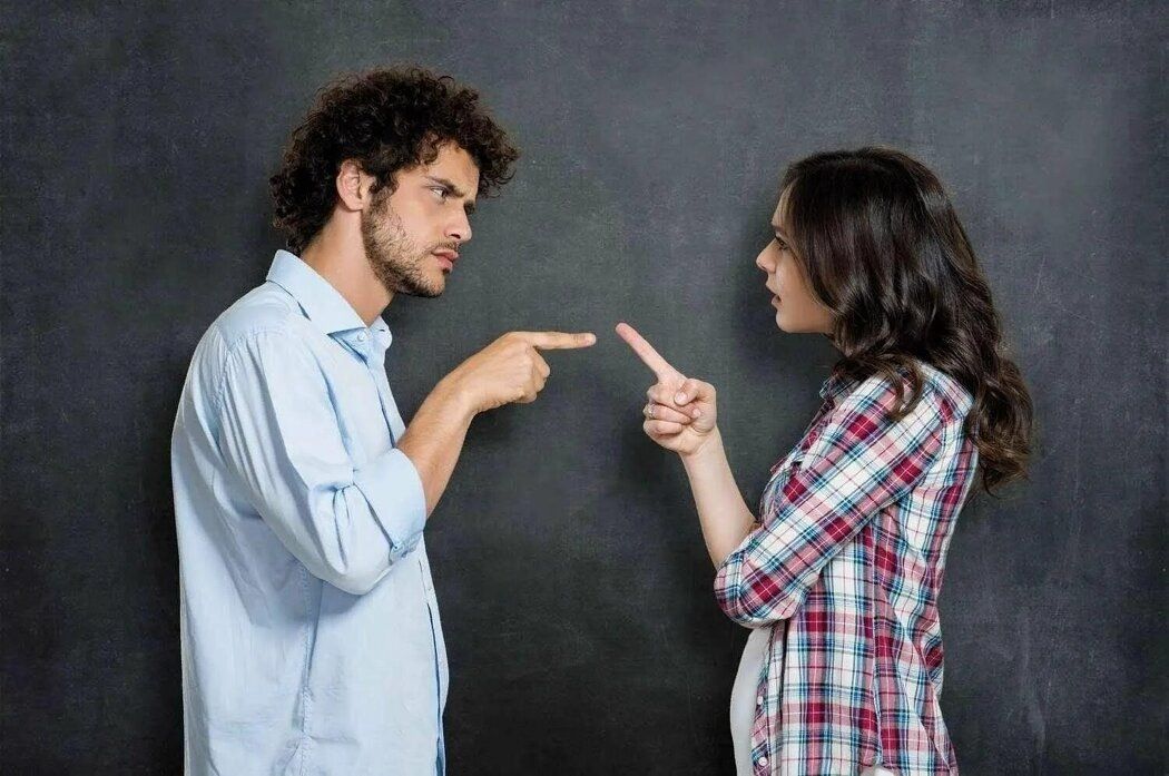 Тайная агрессия: как распознать мелкие оскорбления в отношениях