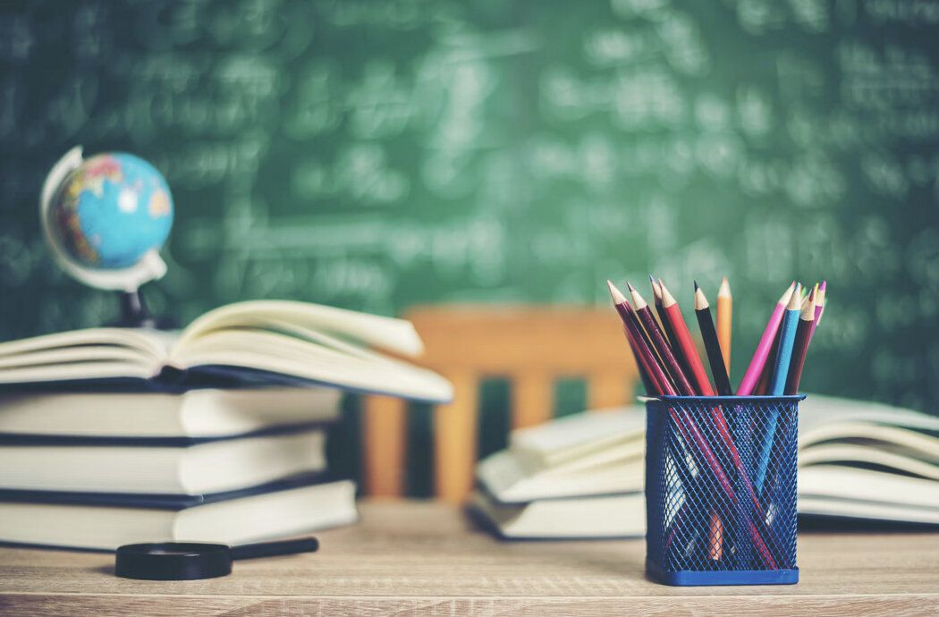 Как выбрать между школой и семейным обучением для вашего ребёнка